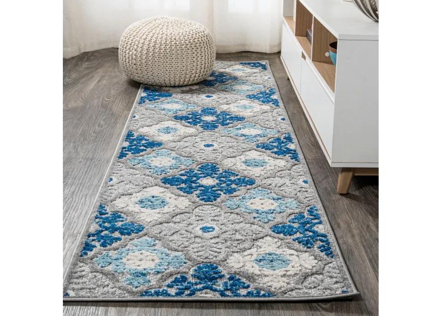 Cassis Ornate Ogee Trellis High-Low Indoor/Outdoor Area Rug