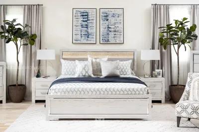 Altyra King Panel Bed