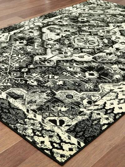 Luna 3'10" x 5'5" Black Rug