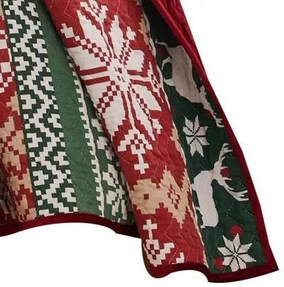 Live 3 Piece Queen Quilt Set with 2 Pillow Shams, Festive Winter Print  - Benzara