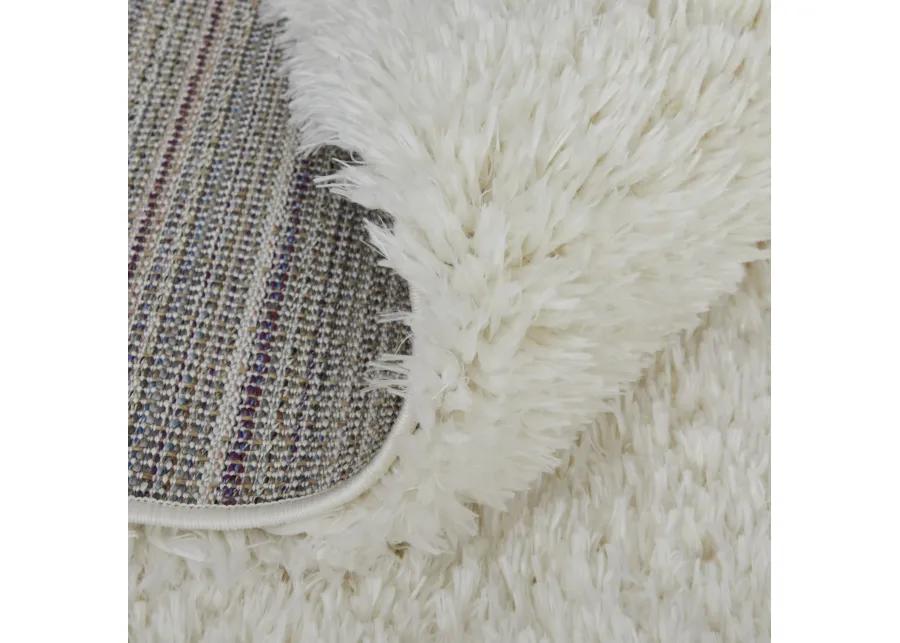 Darian 39K0F White 2'6" x 8' Rug