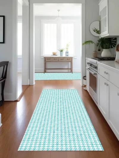 Hinton HN1 Aqua 2'3" x 10' Rug