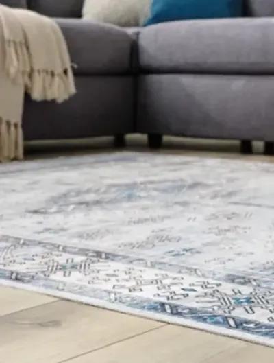 Hebruns 8' x 10' Rug