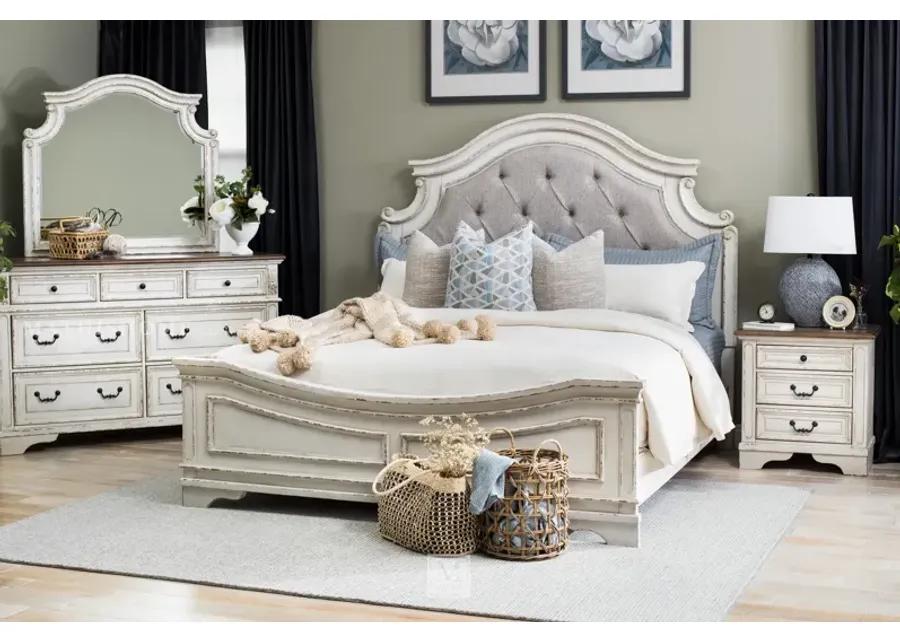 Realyn 2 Piece California King Bedroom Set