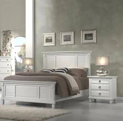 Homezia White Plantation 3 Drawer Nightstand