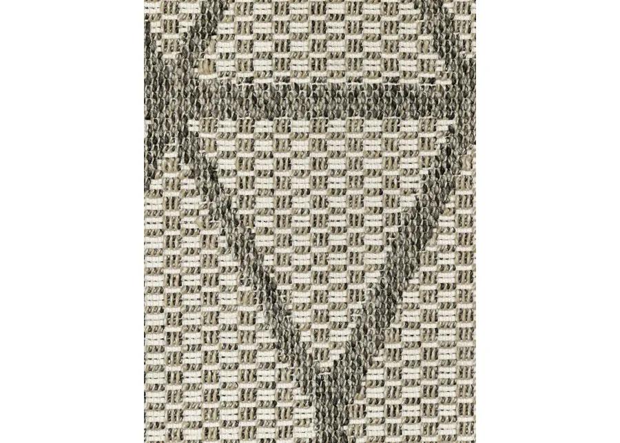 Gillian 7'10" x 10' Beige Rug