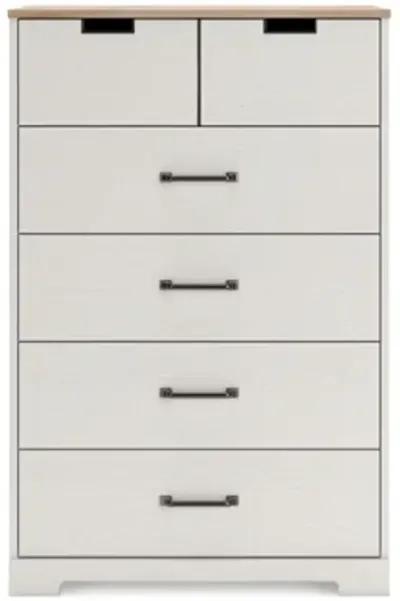 Vaibryn Chest of Drawers