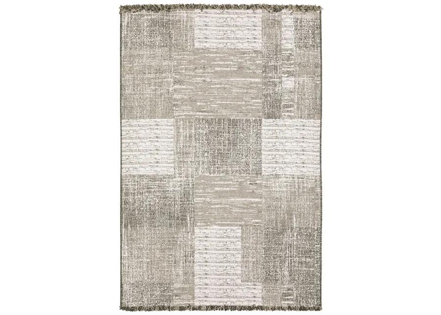 Gillian 3'3" x 5' Beige Rug