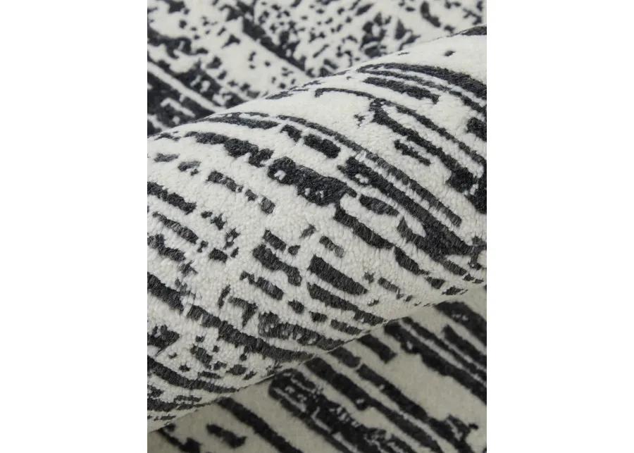 Coda 8928F 10' x 14' Black/White Rug