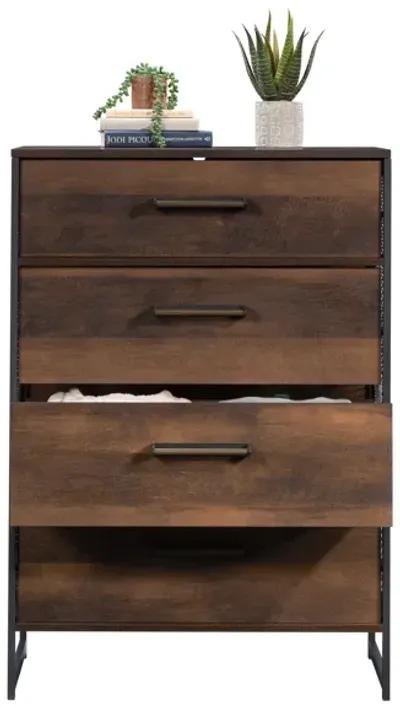 Briarbrook 4-Drawer Chest