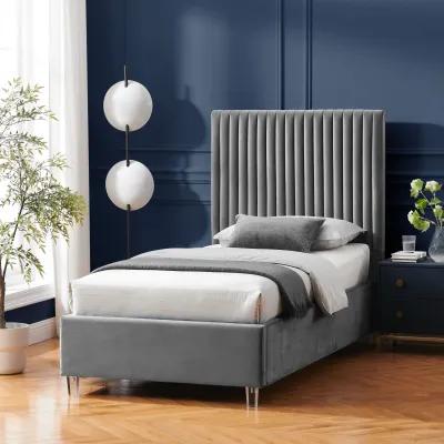 Inspired Home Jaylanie Velvet Platform Bed