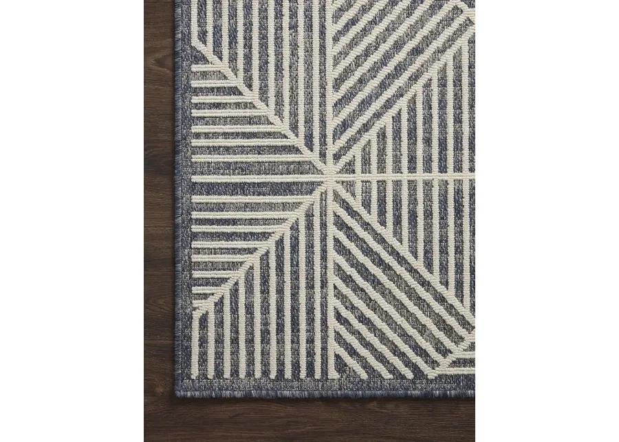 Rainier RAI03 2'2" x 3'9" Rug