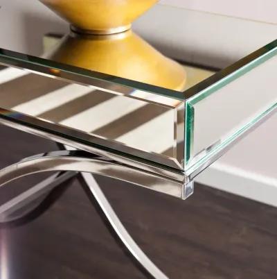 Laura Mirrored Console