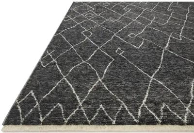 Vance VAN11 2'7" x 12'" Rug