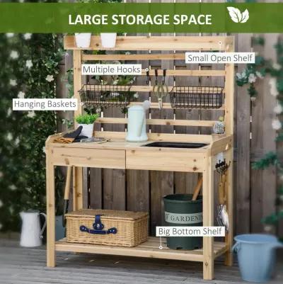 Natural Garden Helper: Potting Bench with Sink and Metal Screen