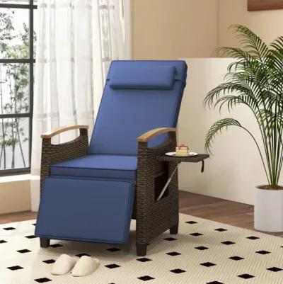 Hivvago Patio Wicker Recliner Chair with Adjustable Backrest and Footrest