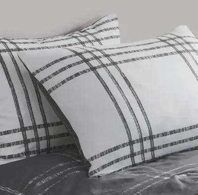 Gracie Mills Merryn Reversible Plaid Comforter Set