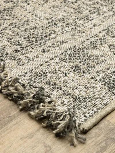 Gillian 3'3" x 5' Beige Rug