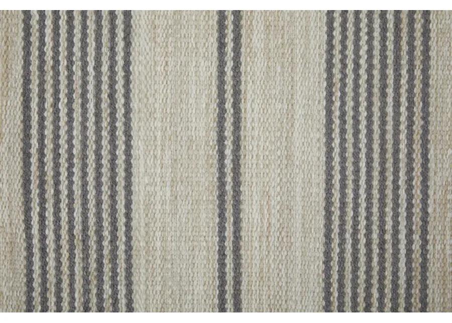 Duprine 0560F Gray/Ivory 2' x 3' Rug