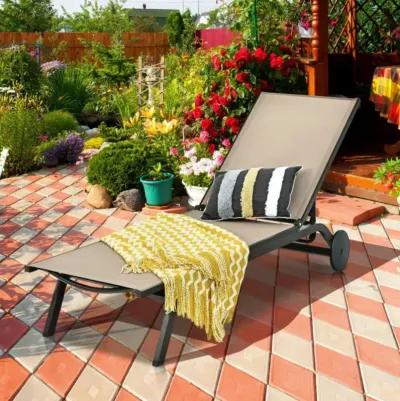 Hivvago 6-Position Adjustable Fabric Outdoor Patio Recliner Chair