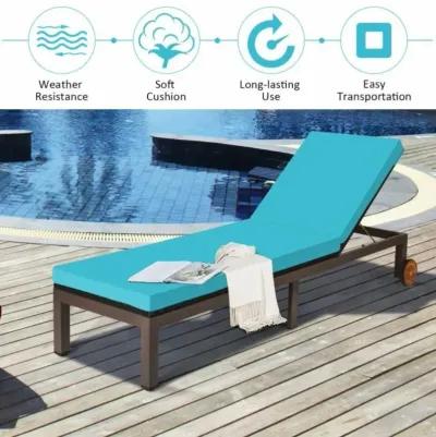 Hivvago Patio Chaise Lounge Chair Outdoor Rattan Lounger Recliner Chair