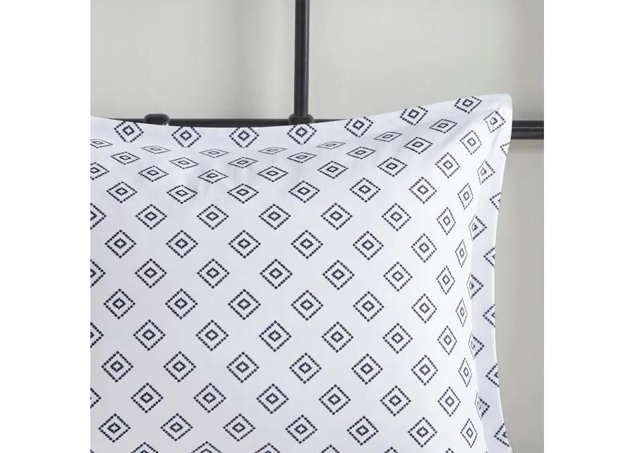 Gracie Mills Johnny Adaptable Beauty Reversible Comforter Collection