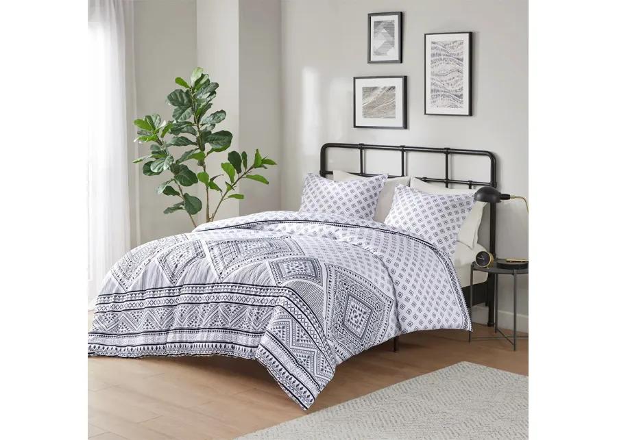 Gracie Mills Johnny Adaptable Beauty Reversible Comforter Collection