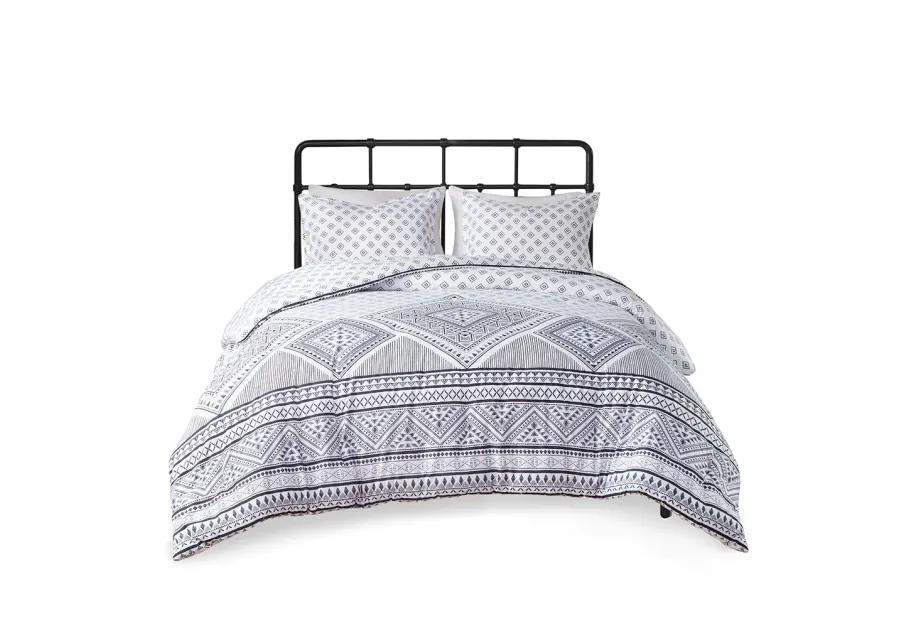 Gracie Mills Johnny Adaptable Beauty Reversible Comforter Collection