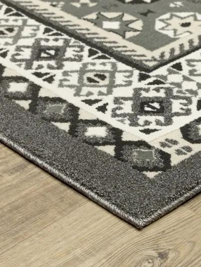 Raylan 2'3" x 7'6" Grey Rug