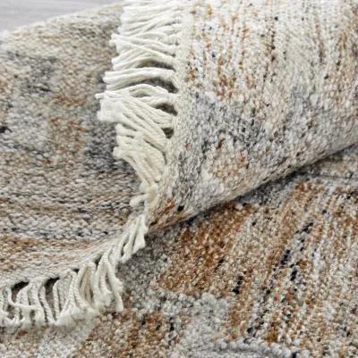 Beckett 0787F Tan/Gray/Ivory 5' x 8' Rug