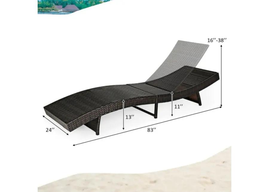 Patio Folding Chaise Lounge with 5 Adjustable Levels and Cushion