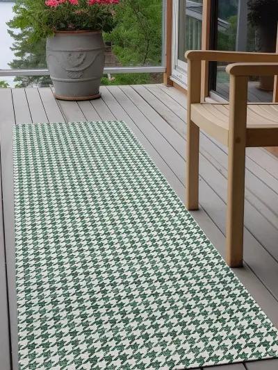 Hinton HN1 Green 2'3" x 12' Rug