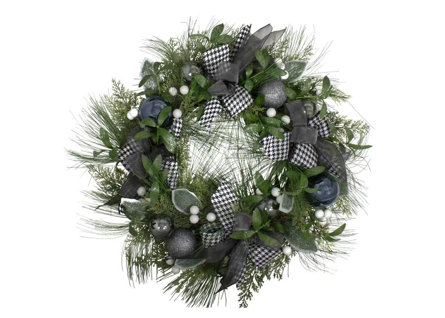 Houndstooth and White Berries Artificial Christmas Wreath - 24-Inch  Unlit