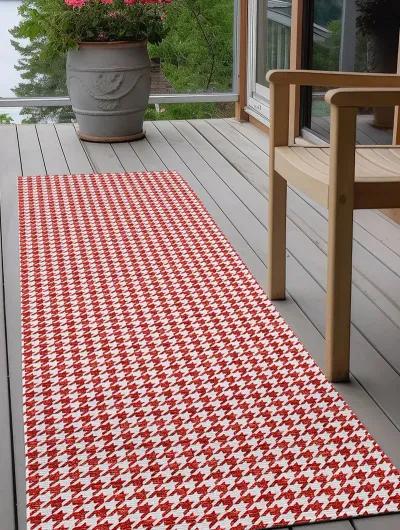 Hinton HN1 Red 2'3" x 12' Rug