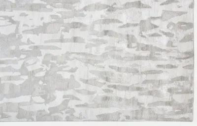 Dryden 8786F Gray/Taupe/Silver 5' x 8' Rug