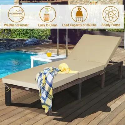 Hivvago Paito Wicker Chaise Lounger with Adjustable Backrest and Cushion