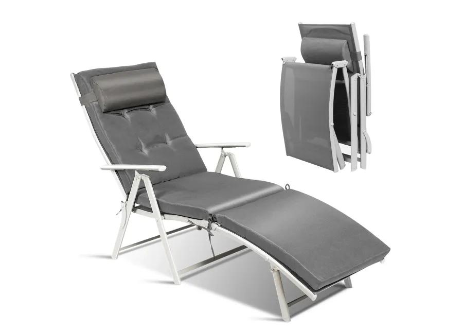 Adjustable Outdoor Lightweight Folding Chaise Lounge Chair with Pillow