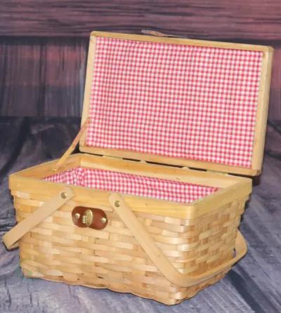 Picnic Basket Gingham Lined with Folding Handles