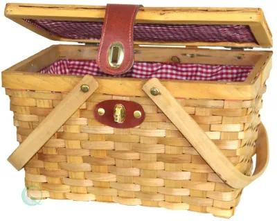 Picnic Basket Gingham Lined with Folding Handles