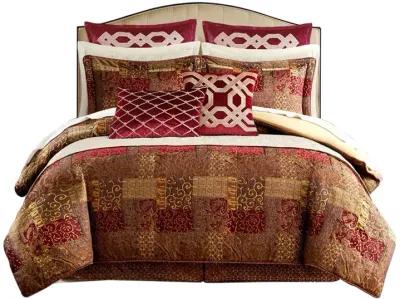 Gracie Mills Lange 4-Piece Patchwork Chenille Jaquard Comforter Set