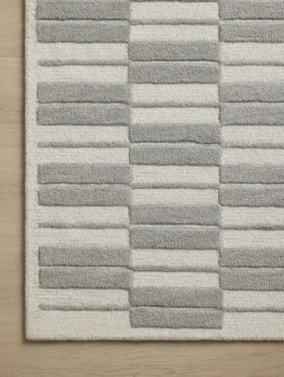 Bradley BRL-03 Ivory / Gray 2''6" x 7''6" Rug by Chris Loves Julia