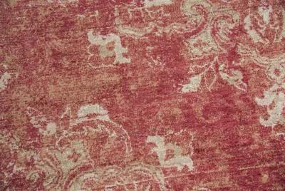 Gossamer Red Medallion Distress 100% New Zealand Wool 2'6" x 8' Runner Rug