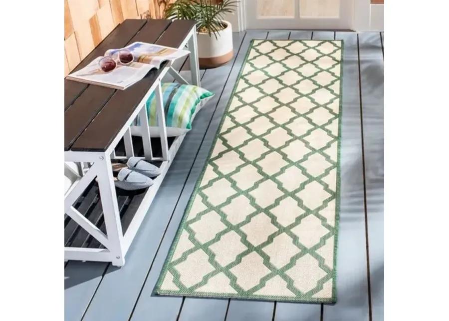 Safavieh BEACH HOUSE Collection BHS122W-28 Cream / Green 2'-2" X 8'