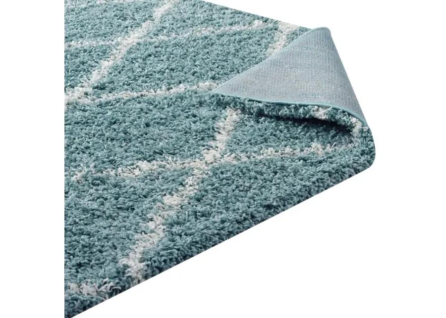 Toryn Diamond Lattice 8x10 Shag Area Rug