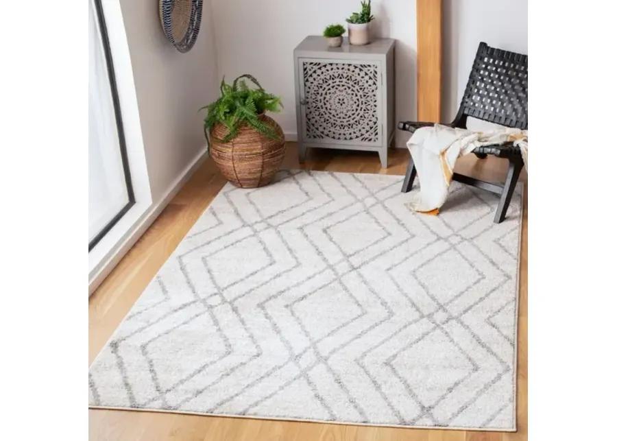 Adirondack Contemporary Ivory / Grey 4' X 6' Powerloomed Rug