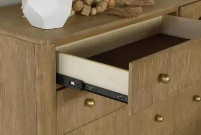 Aaliyah 8-Drawer Dresser 