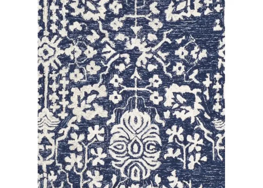 Granada 2'6" x 10' Rug