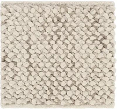 Avera 2' x 3' Rug