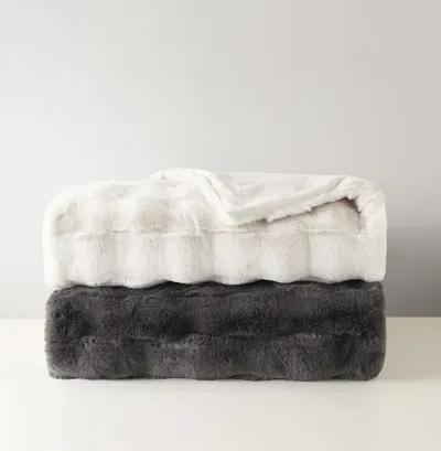 Vivienne Faux Fur Throw