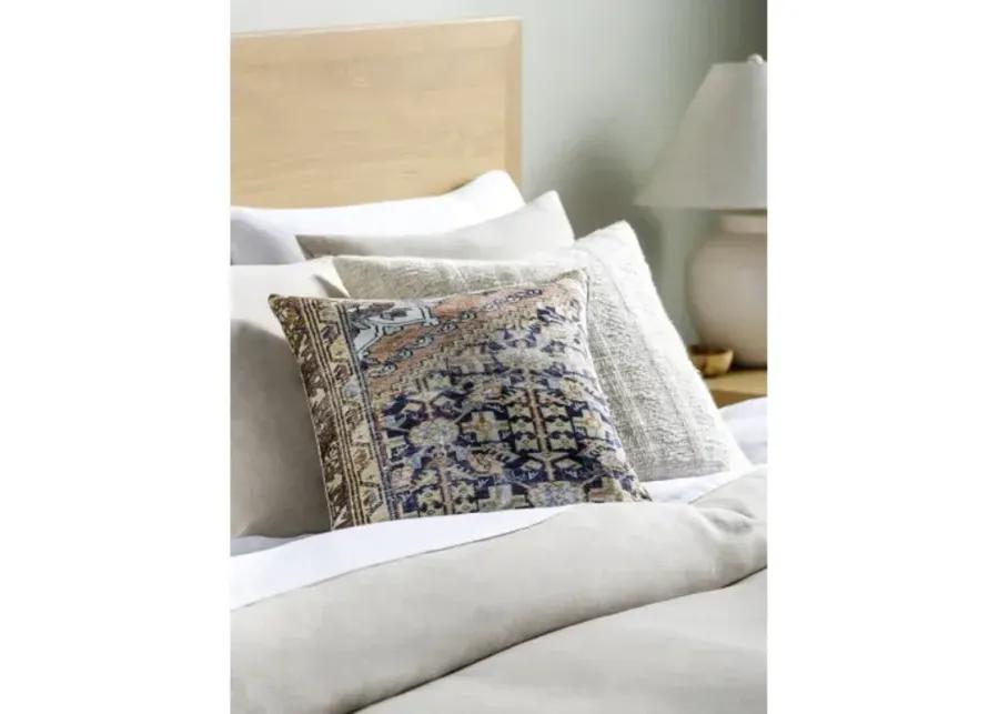 Emily Jean EMJ-011 20"L x 20"W Accent Pillow